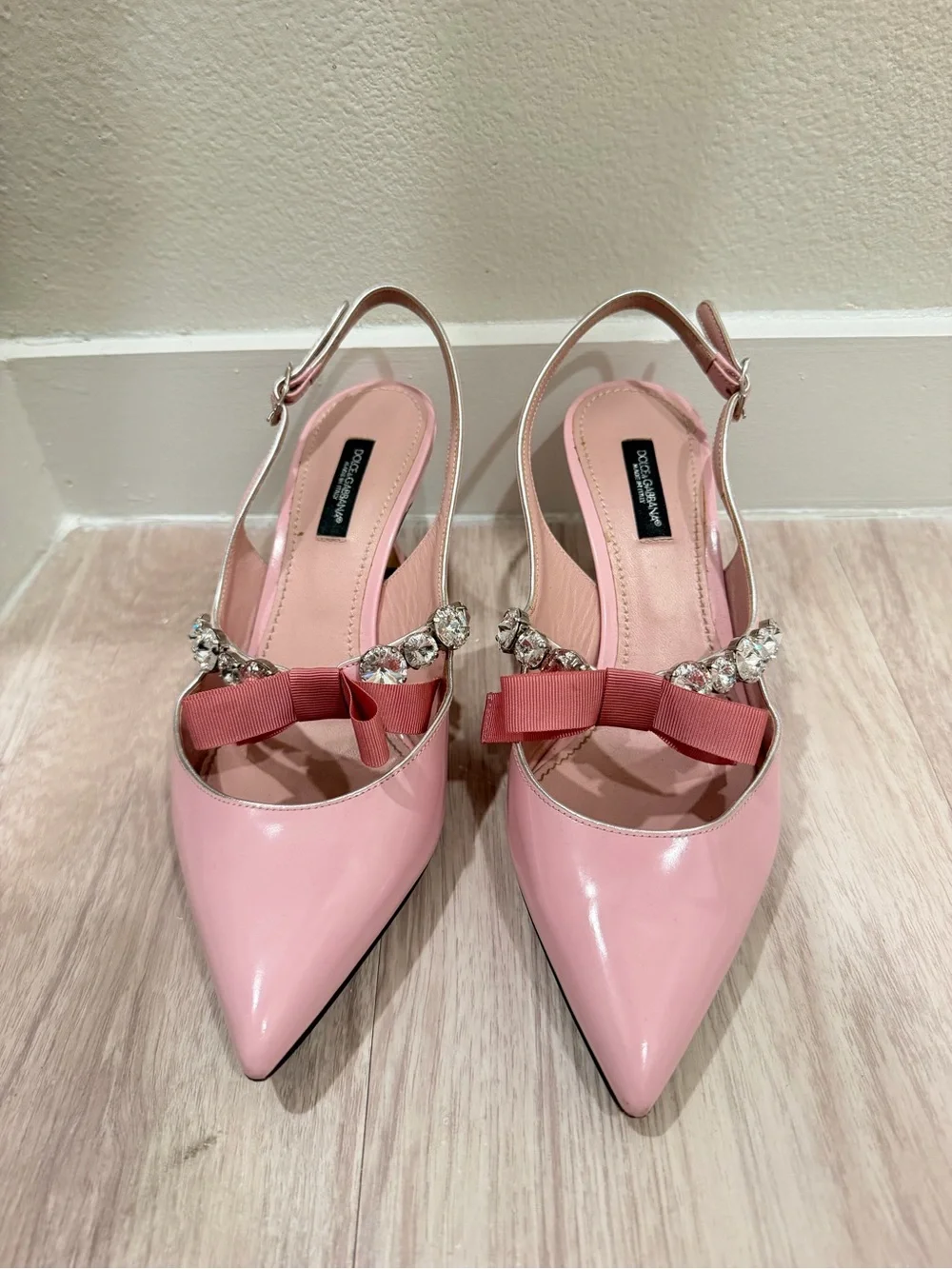 Dolce & Gabbana elegant pink